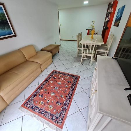 Apt Encantador Centro Guarapari, Completo, 50 M Da Praia Exterior foto